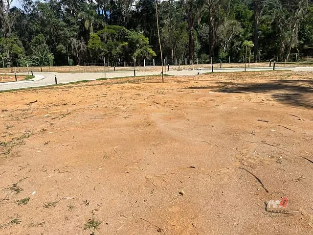 Terreno com 500m², à venda, no bairro Carangola em Petrópolis