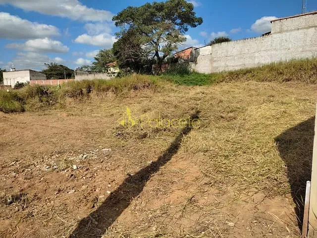 Terreno com 360m², à venda, no bairro Belvedere Club dos 500 em Guaratinguetá