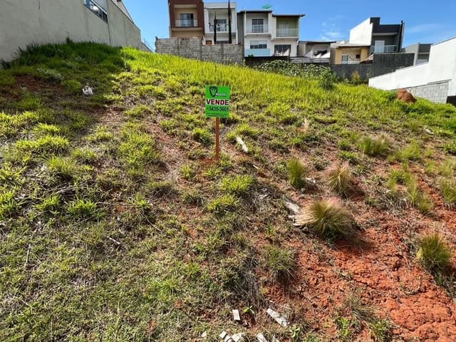Terreno com 300m², à venda, no bairro Extrema Ville em Extrema