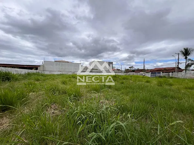 Terreno com 837m², à venda, no bairro Pontal de Santa Marina em Caraguatatuba
