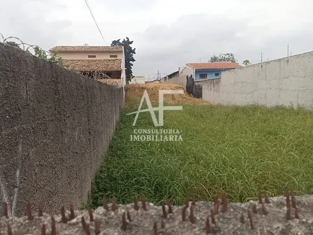 Terreno com 1300m², à venda, no bairro Parque Taubateguassu em Taubaté