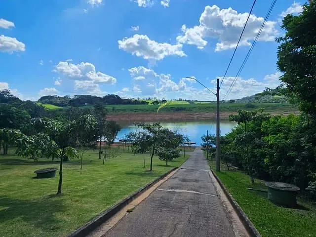 Terreno com 1000m², à venda, no bairro Residencial Águas Claras em Piracaia