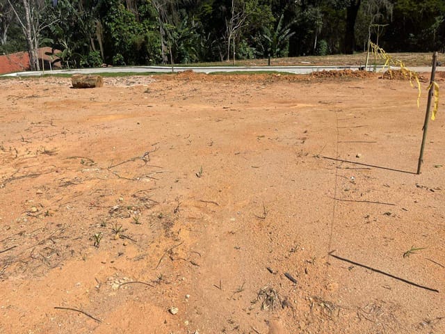 Terreno com 440m², à venda, no bairro Carangola em Petrópolis