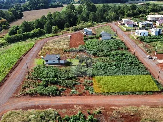 Terreno com 450m², à venda, no bairro Alesgut em Teutônia