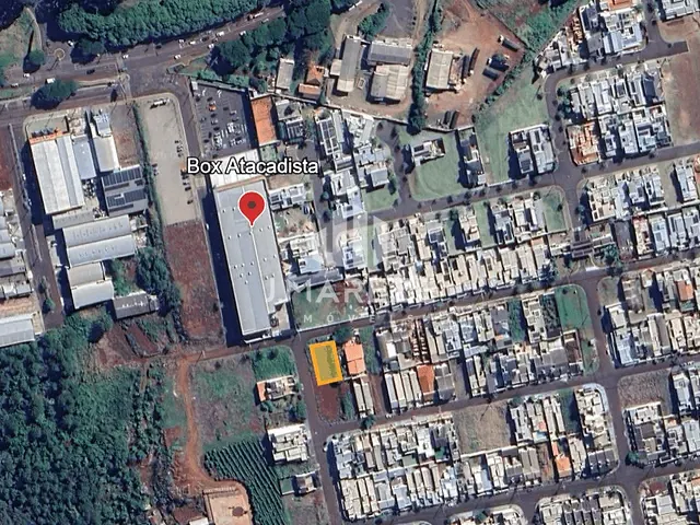 Terreno com 442m², à venda, no bairro Jardim Espanha em Apucarana