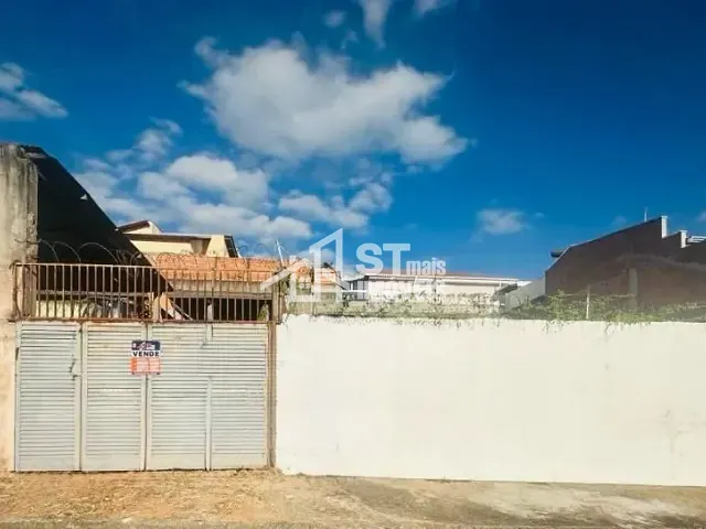 Terreno com 202m², à venda, no bairro Jardim Videiras em Andradas