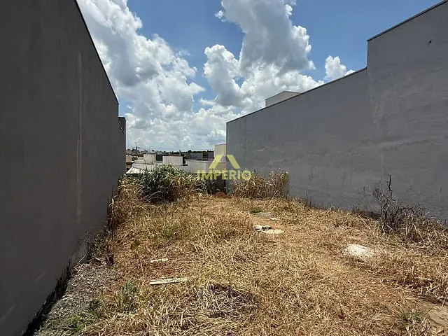 Terreno com 180m², à venda, no bairro Residencial Parque Imperial em Salto