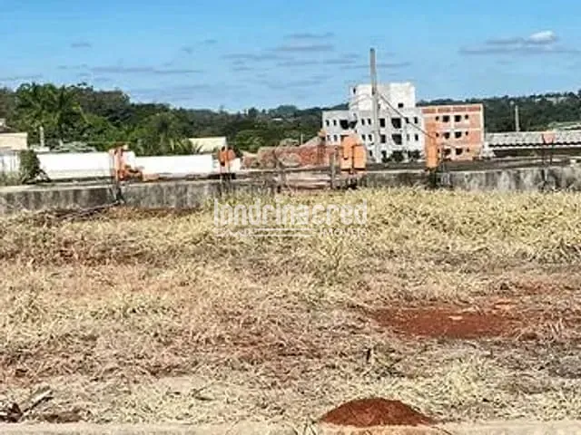 Terreno com 383m², à venda, no bairro Residencial Octávio Cesário em Cambé