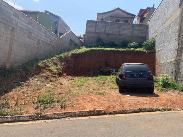 Terreno com 173m², à venda, no bairro Jardim Nova Extrema em Extrema