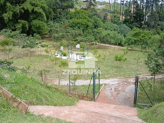 Terreno com 125m², à venda, no bairro Parque Alexandre em Cotia