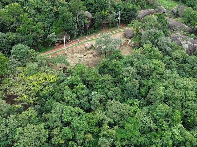 Terreno com 2763m², à venda, no bairro Portão em Atibaia