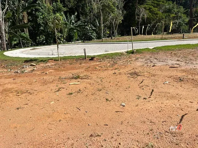 Terreno com 518m², à venda, no bairro Carangola em Petrópolis