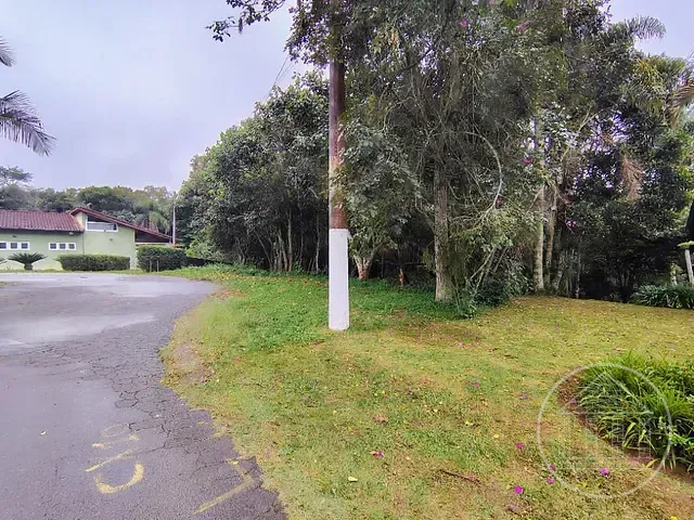 Terreno com 1493m², à venda, no bairro Lagoa Grande em Embu-Guaçu
