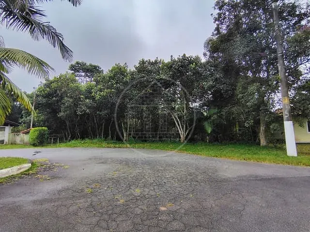 Terreno com 1493m², à venda, no bairro Lagoa Grande em Embu-Guaçu