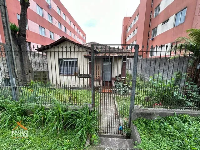 Terreno à venda, no bairro Novo Mundo em Curitiba