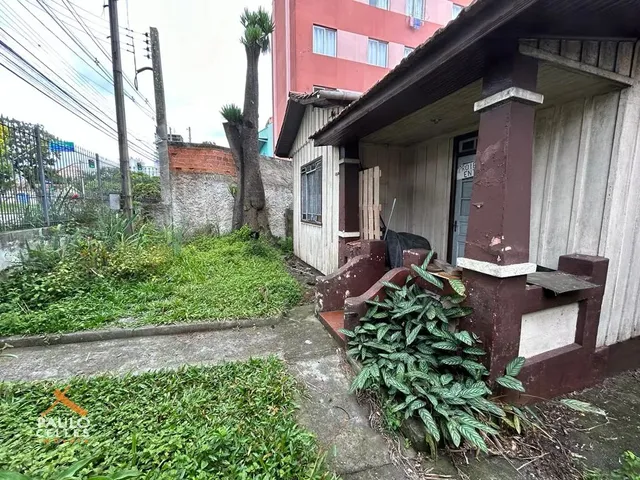 Terreno à venda, no bairro Novo Mundo em Curitiba