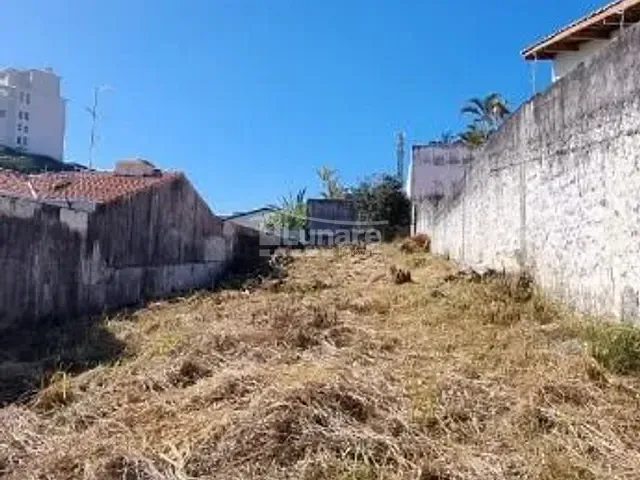 Terreno com 600m², à venda, no bairro Jardim Armênia em Mogi das Cruzes