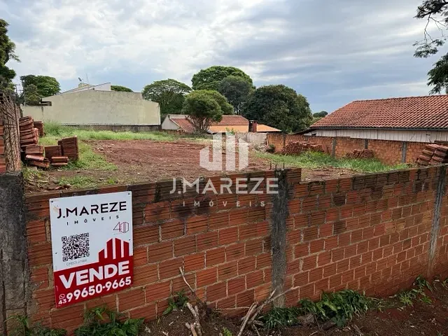 Terreno com 600m², à venda, no bairro Jardim das Flores I em Apucarana