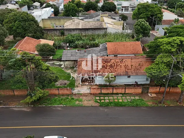 Terreno com 600m², à venda, no bairro Jardim das Flores I em Apucarana