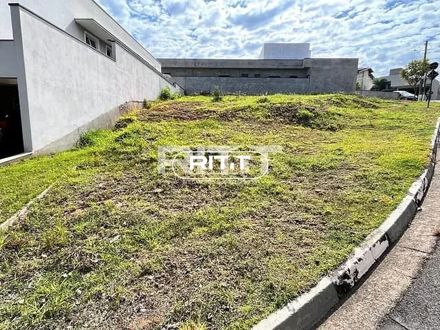 Terreno com 445m², à venda, no bairro Fazenda Santana em Valinhos