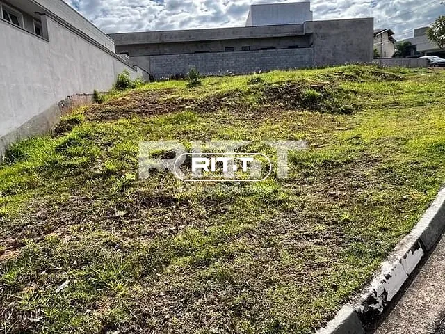 Terreno com 445m², à venda, no bairro Fazenda Santana em Valinhos
