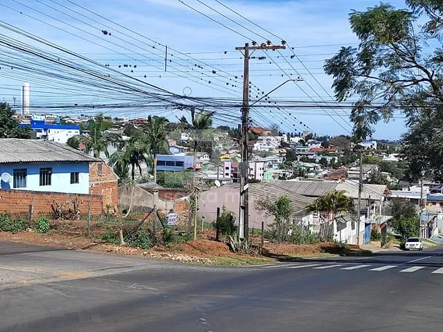 Terreno com 393m², à venda, no bairro Bela Vista em Chapecó