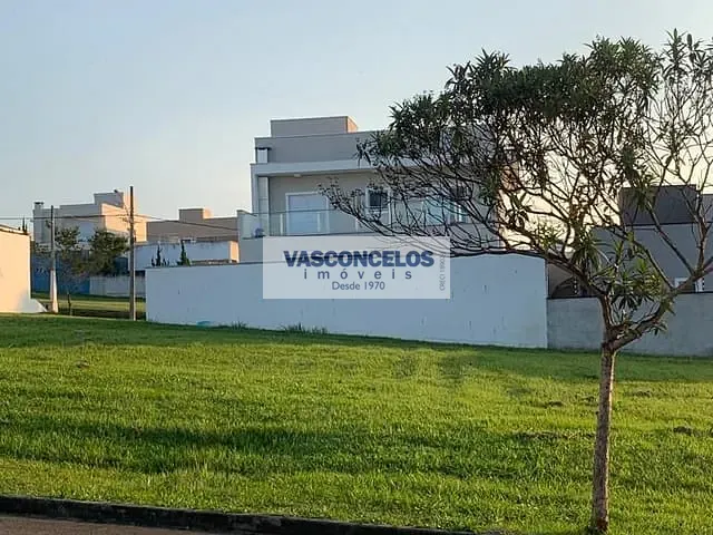 Terreno com 300m², à venda, no bairro Condomínio Terras do Vale em Caçapava