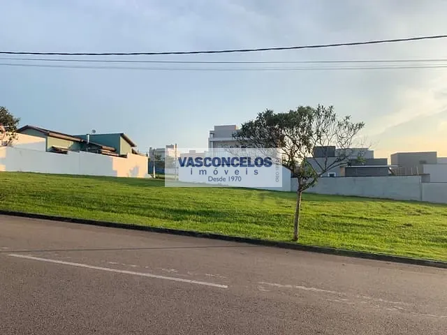 Terreno com 300m², à venda, no bairro Condomínio Terras do Vale em Caçapava