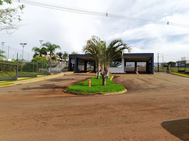 Terreno com 315m², à venda, no bairro Vila Salomé em Cambé