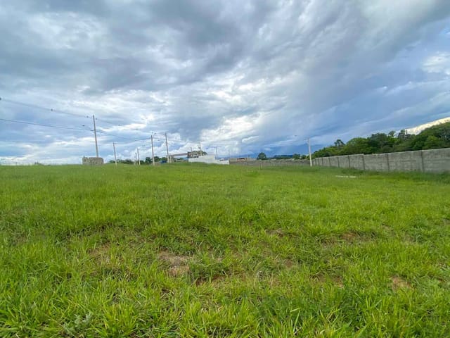 Terreno com 175m², à venda, no bairro Bosque da Imperatriz em Pindamonhangaba