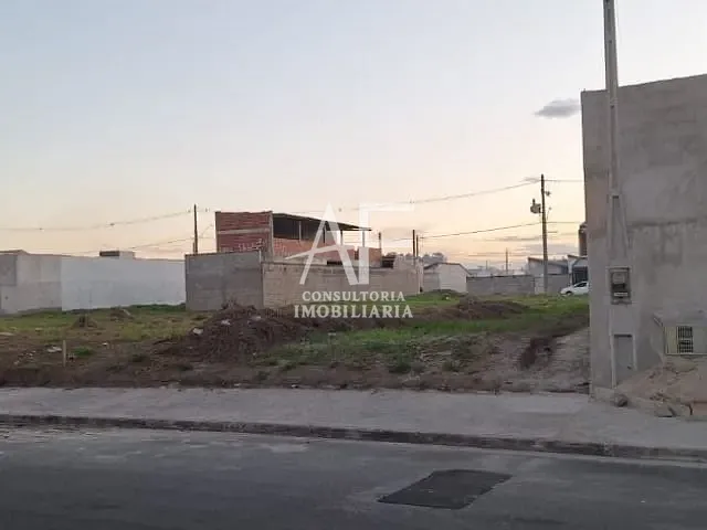 Terreno com 250m², à venda, no bairro Residencial E Comercial Portal dos Eucaliptos em Pindamonhangaba