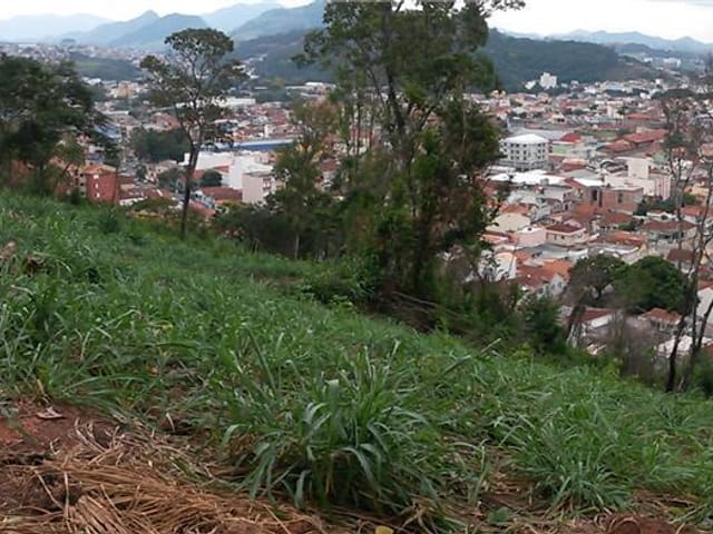 Foto do Terreno - Terreno à venda no Jardim América, Itajubá. | MOHALLEM e LOPES CORRETAGEM E ADMINISTRACAO DE IMOVEIS LTDA