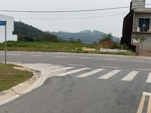 Terreno com 132m², à venda, no bairro Vila São Francisco em Cotia