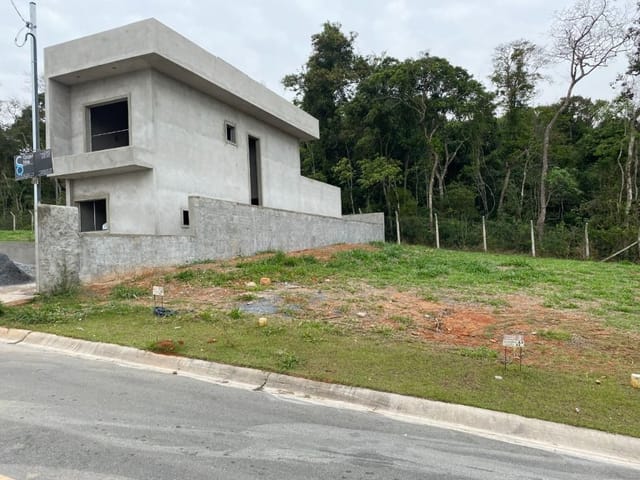 Terreno com 132m², à venda, no bairro Vila São Francisco em Cotia