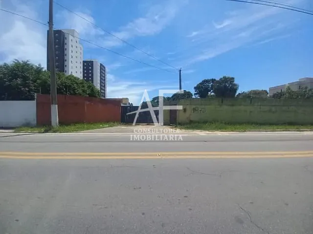 Terreno com 1800m², à venda, no bairro Bairro dos Guedes em Tremembé