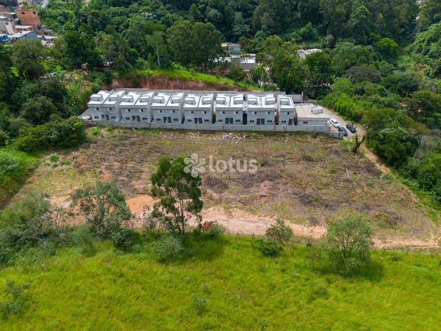 Terreno com 2413m², à venda, no bairro Chácara do Solar II (Fazendinha) em Santana de Parnaíba