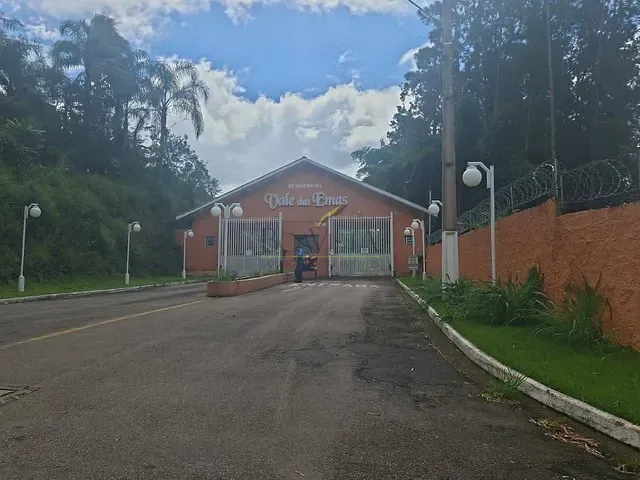 Terreno com 360m², à venda, no bairro Residencial Vale das Emas em Bragança Paulista