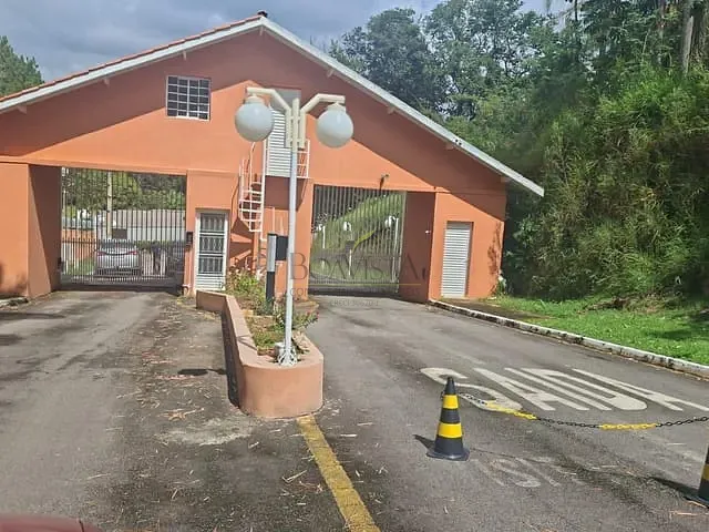 Terreno com 360m², à venda, no bairro Residencial Vale das Emas em Bragança Paulista