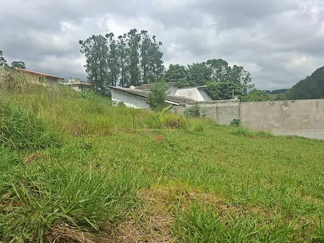 Terreno com 360m², à venda, no bairro Residencial Vale das Emas em Bragança Paulista