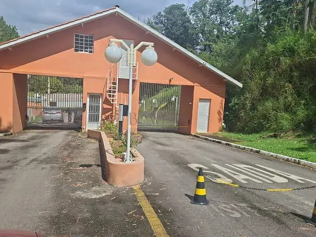 Terreno com 360m², à venda, no bairro Residencial Vale das Emas em Bragança Paulista