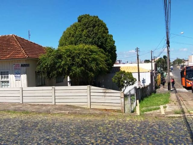 Terreno com 495m², à venda, no bairro Jardim Carvalho em Ponta Grossa