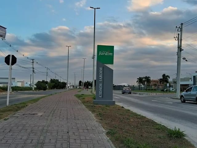 Terreno com 140m², à venda, no bairro Travessão em Avenida das Acácias 