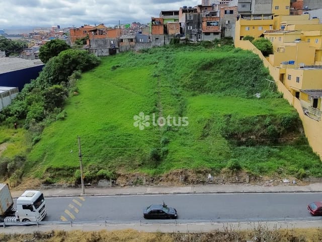 Terreno com 2964m², à venda, no bairro Jardim Sabrina (Fazendinha) em Santana de Parnaíba