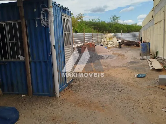 Terreno com 180m², à venda, no bairro São Geraldo em Araçuaí