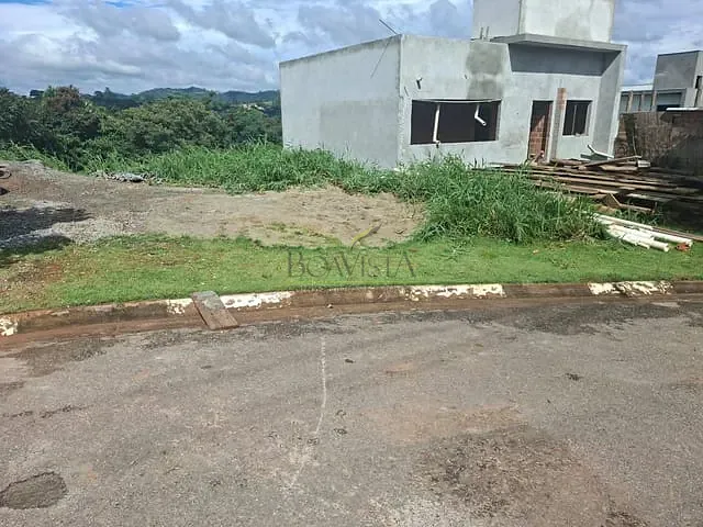 Terreno com 396m², à venda, no bairro Parque Imperador em Bragança Paulista