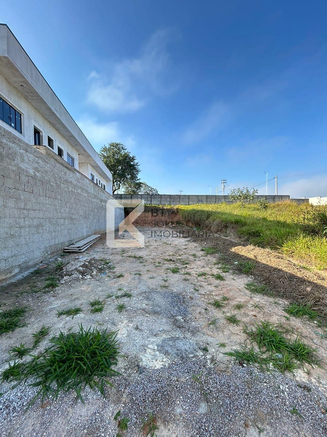 Terreno, 203 m² - Foto 1