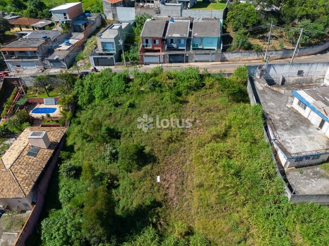 Terreno com 1800m², à venda, no bairro Polvilho em Cajamar