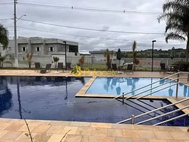 Terreno à venda, no bairro Vale dos Cristais em Taubaté