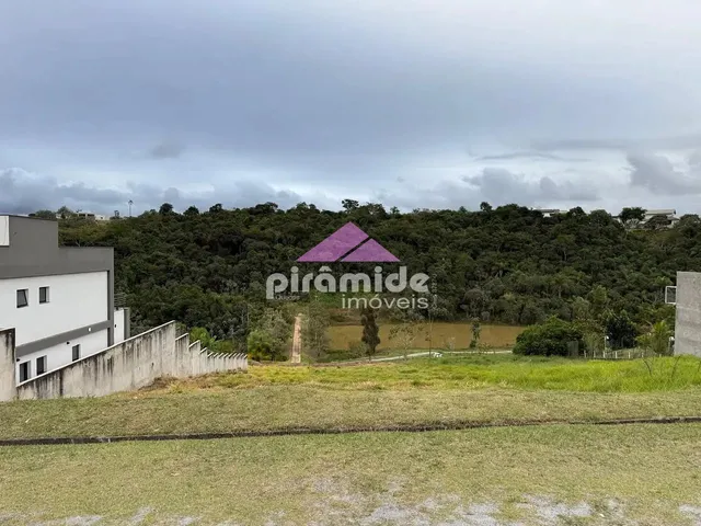 Terreno com 1070m², à venda, no bairro Condomínio Lago Dourado em Jacareí