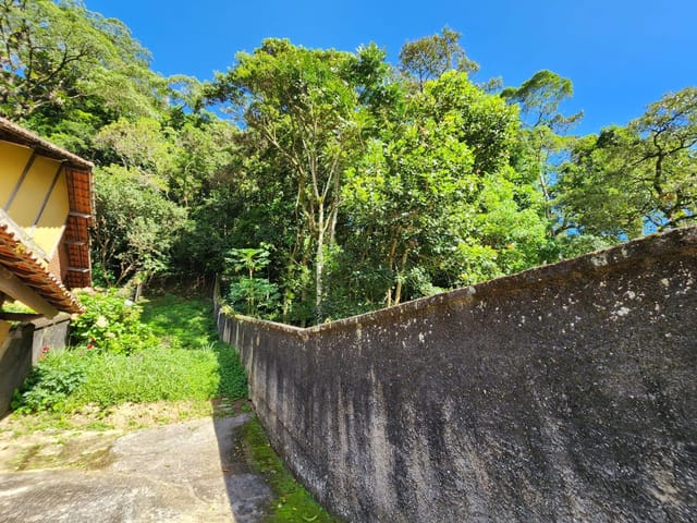 Terreno com 2600m², à venda, no bairro Morin em Petrópolis